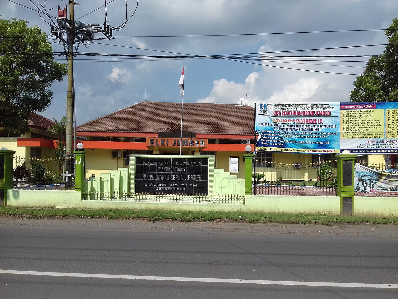 Bursa kerja caringin